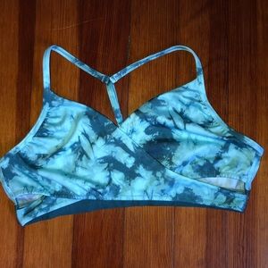 VS Pink Light Support Sports Bra